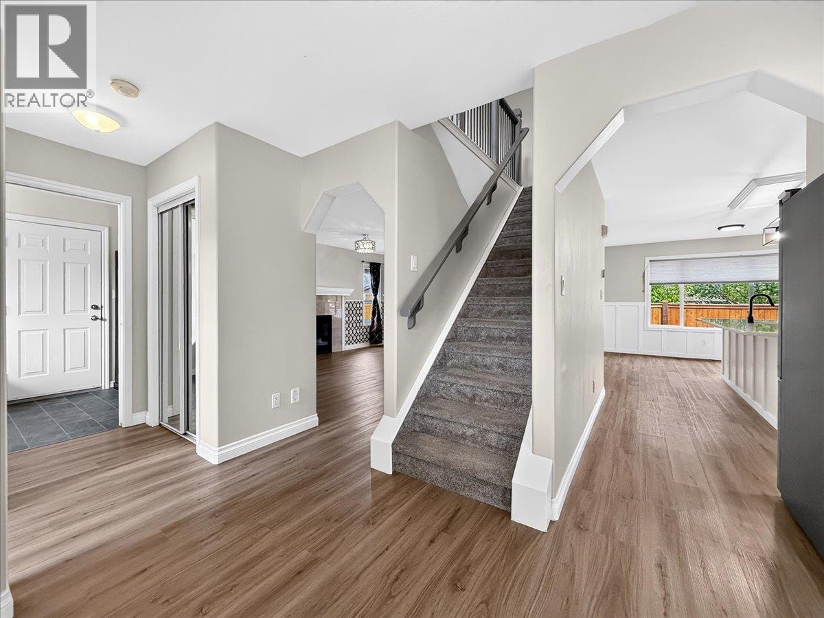 #48 640 Upper Lakeview Road - 15