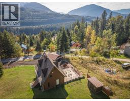 Family room - 3831 Aaron Road, Bonnington, BC V0G2G3 Photo 12