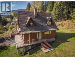 Living room - 3831 Aaron Road, Bonnington, BC V0G2G3 Photo 11