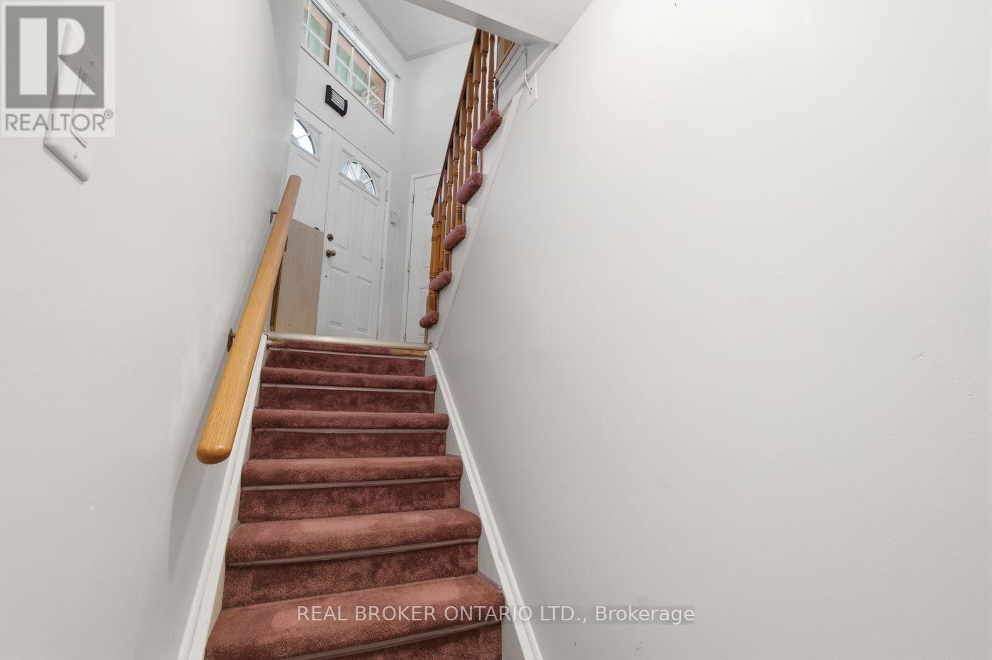 23 MADISON COURT W - 15
