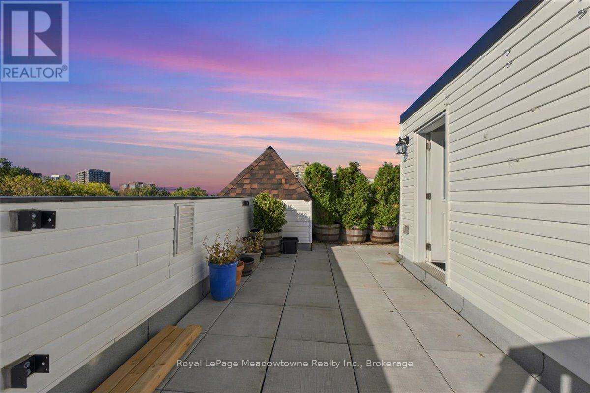 75 Weldrick Road East — photo 47
