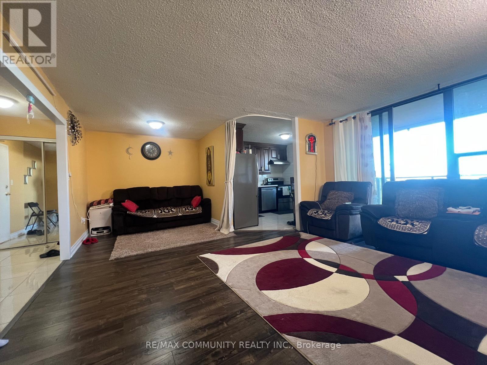 1008- 100 Wingarden Court, Toronto, ON photo 5