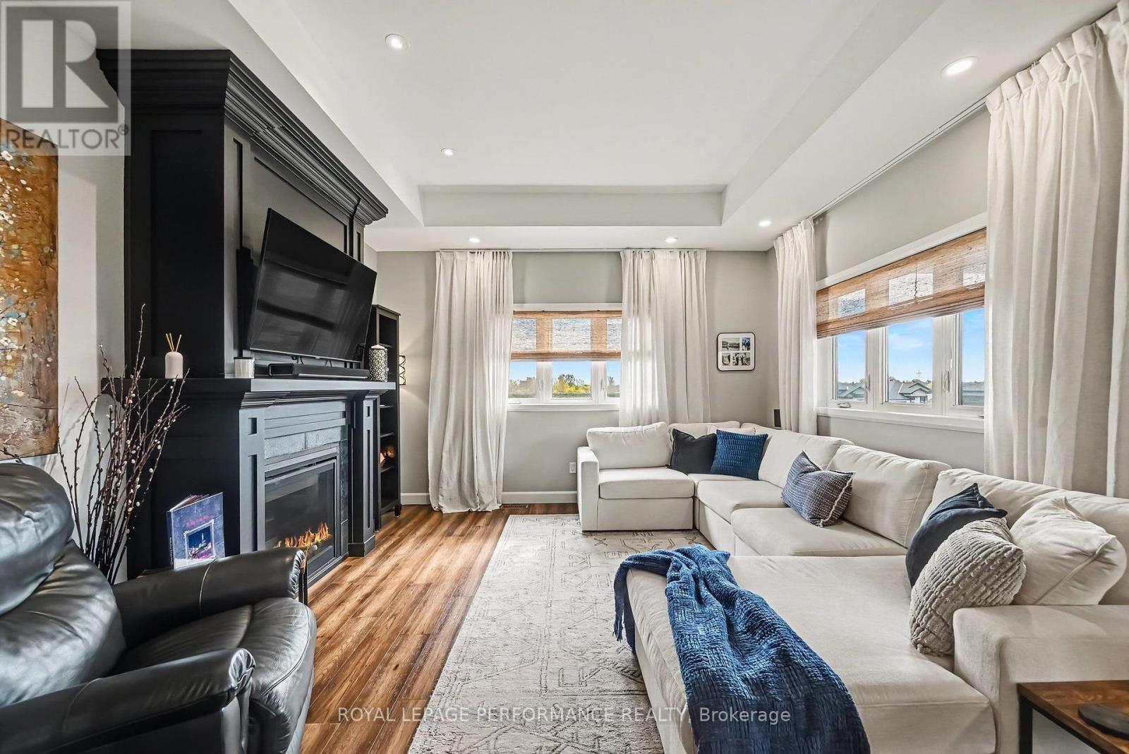 234 BELLWOOD DRIVE - 13