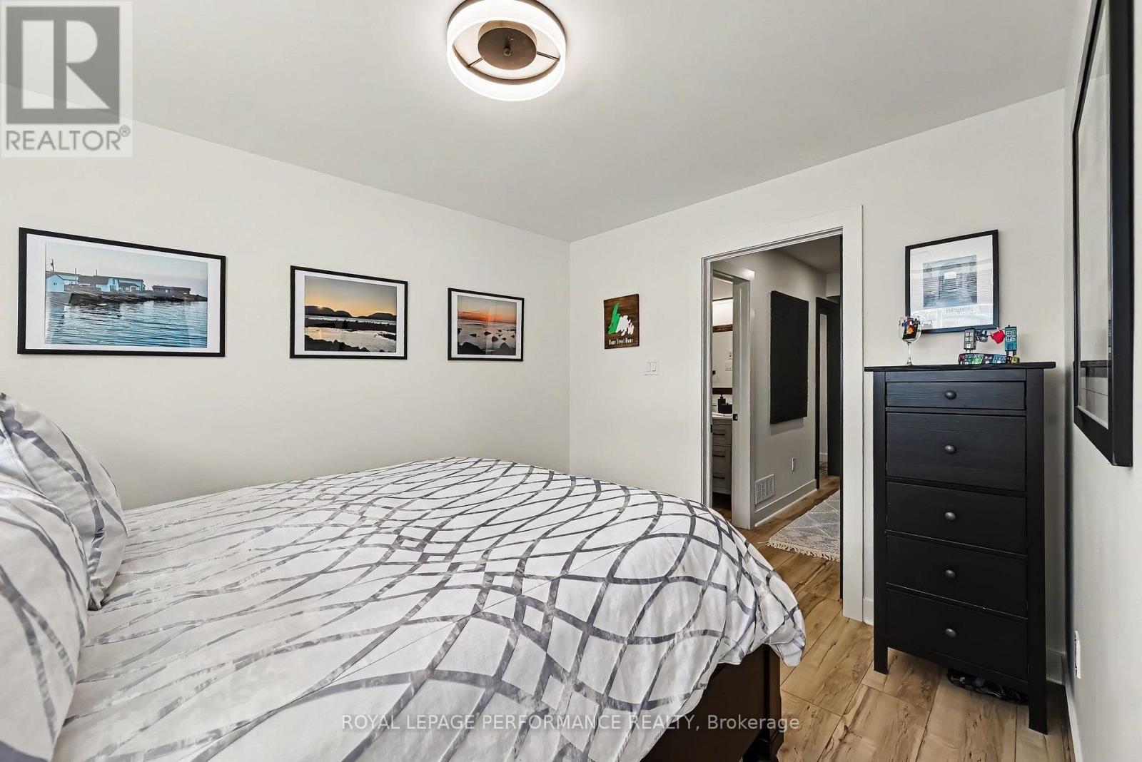 234 BELLWOOD DRIVE - Image 32