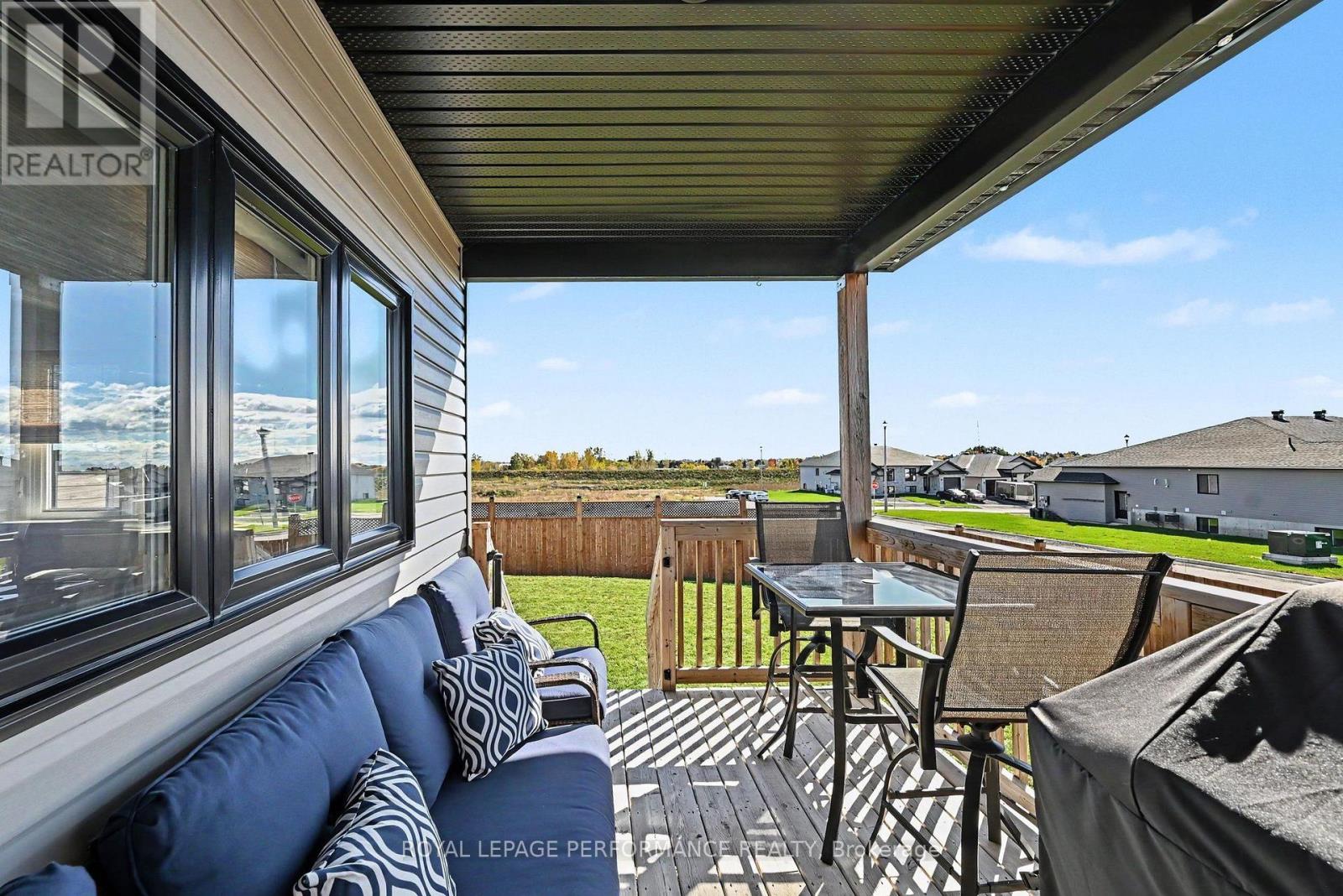 234 BELLWOOD DRIVE - 41