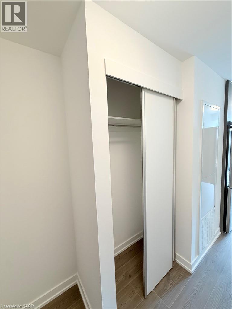30 FRANCIS Street S, Kitchener — photo 4