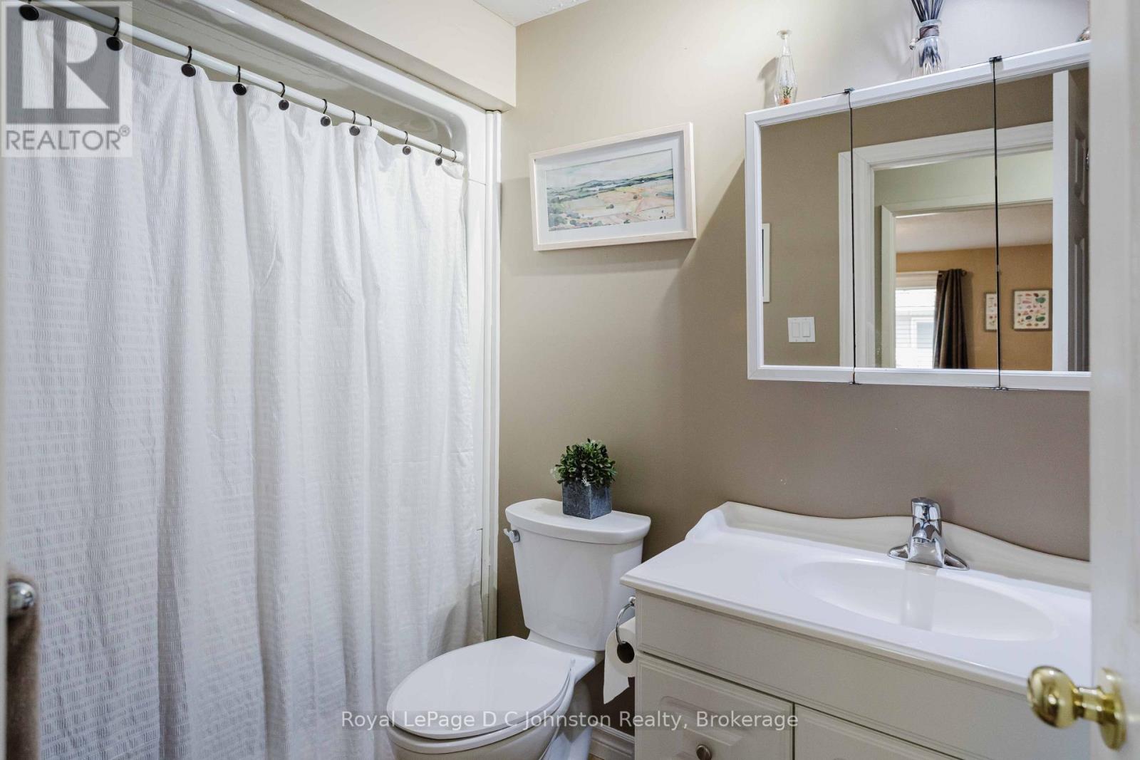 242 BRICKER STREET - 26