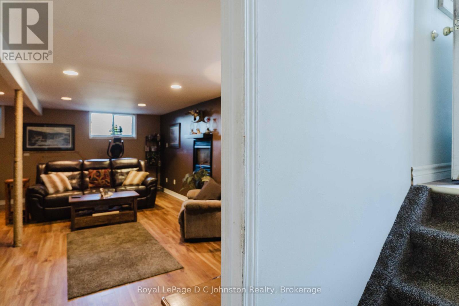 242 BRICKER STREET - 33