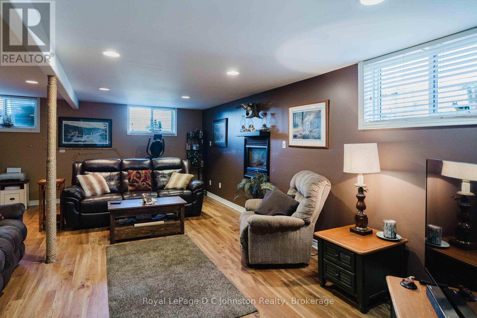 242 BRICKER STREET - 34