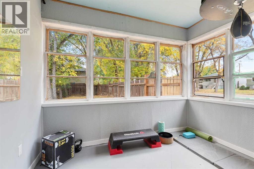 410 4 Avenue SW - 45