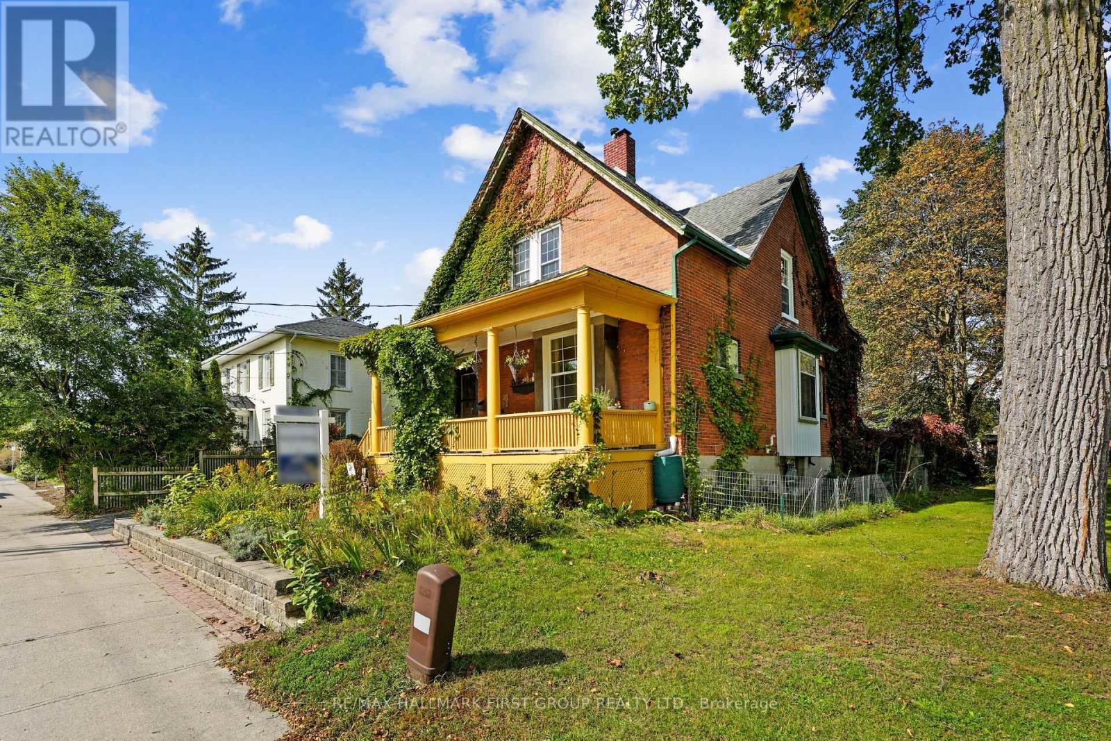 44 James Street West, Cobourg, ON photo 3