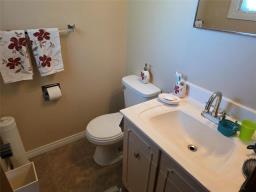 60 Laverendrye Crescent, Portage La Prairie, MB R1N1B2 Photo 12