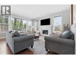 Primary Bedroom - 242 Mountainview Drive, Okotoks, AB T1S1R1 Photo 11