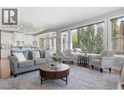 5pc Bathroom - 242 Mountainview Drive, Okotoks, AB T1S1R1 Photo 10