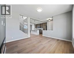Living room - 223 Waterford Heights, Chestermere, AB T1X3B7 Photo 8