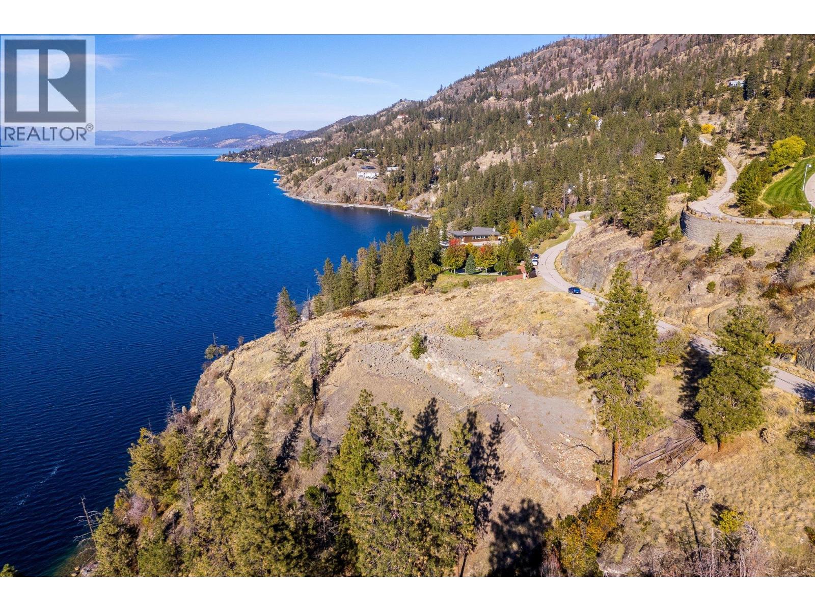 8 180 Sheerwater Court, Kelowna