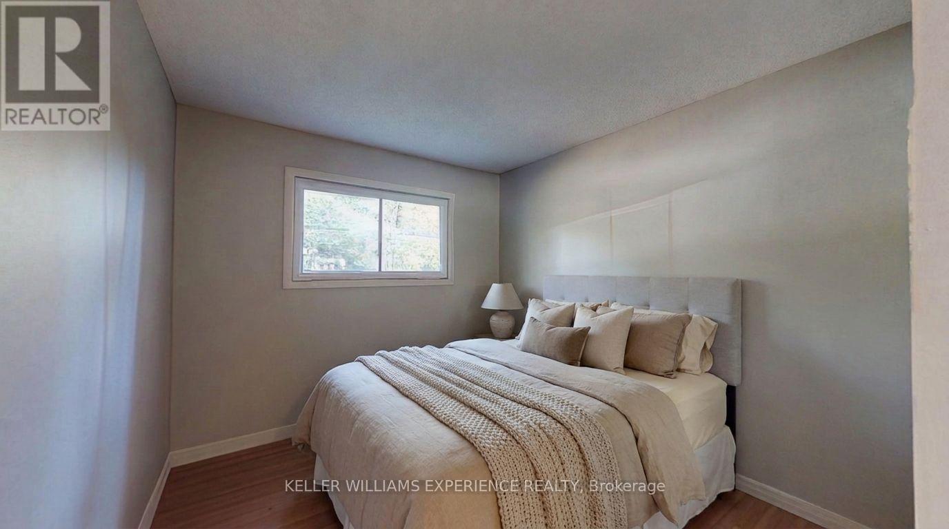 135 CATHERINE STREET W - 24