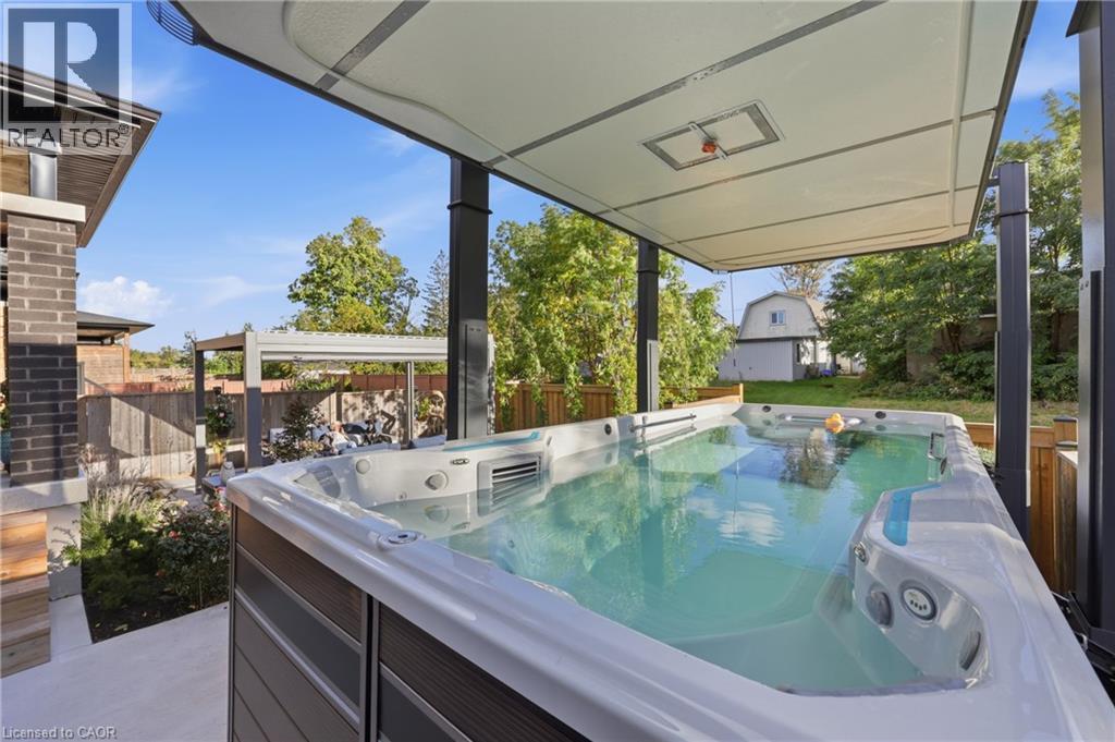 14 BERGENSTEIN Crescent - Image 45