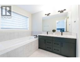 321 Ellen Park, Crossfield, AB T0M0S0 Photo 14
