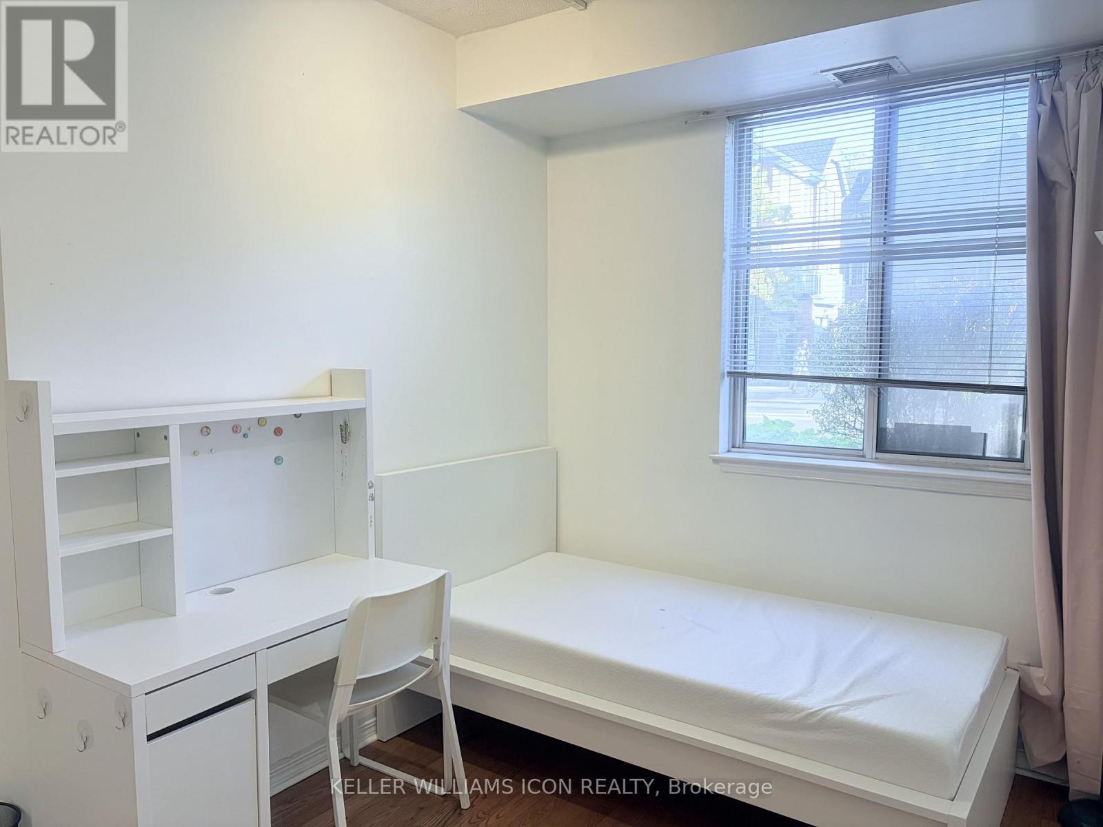 429 Somerset Street West — photo 14