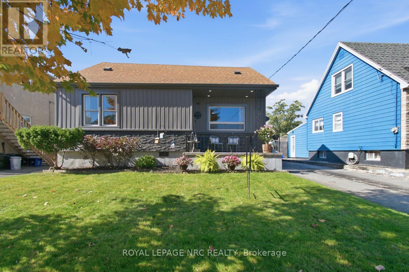 113 LYONS AVENUE, Welland (Lincoln/Crowland)