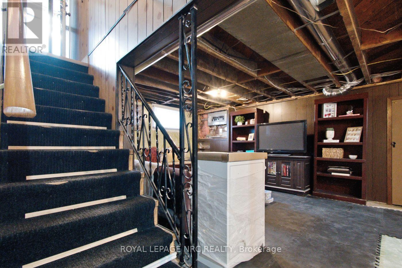 113 Lyons Avenue — photo 31