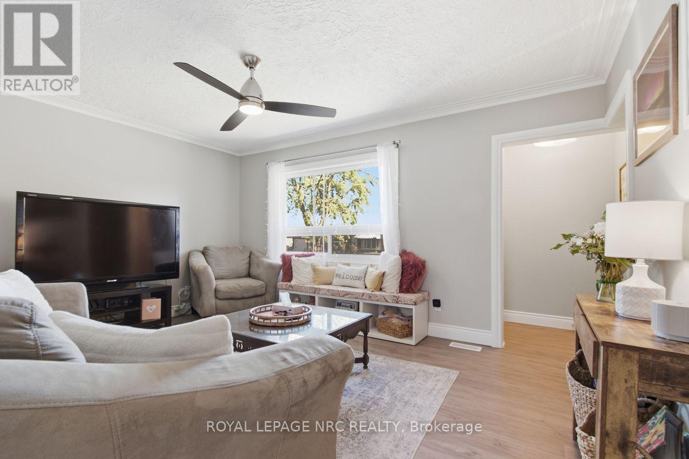 113 LYONS AVENUE, Welland (Lincoln/Crowland) — photo 8