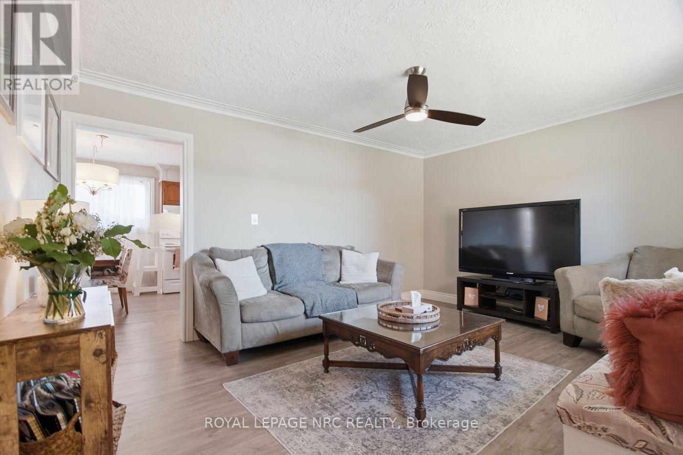 113 LYONS AVENUE, Welland (Lincoln/Crowland) — photo 9