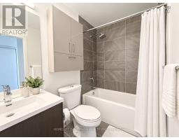 180 Fairview Mall Drive, Toronto, ON M2J0G4 Photo 8