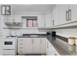 3 Cosburn Avenue, Toronto, ON M4K2E6 Photo 8