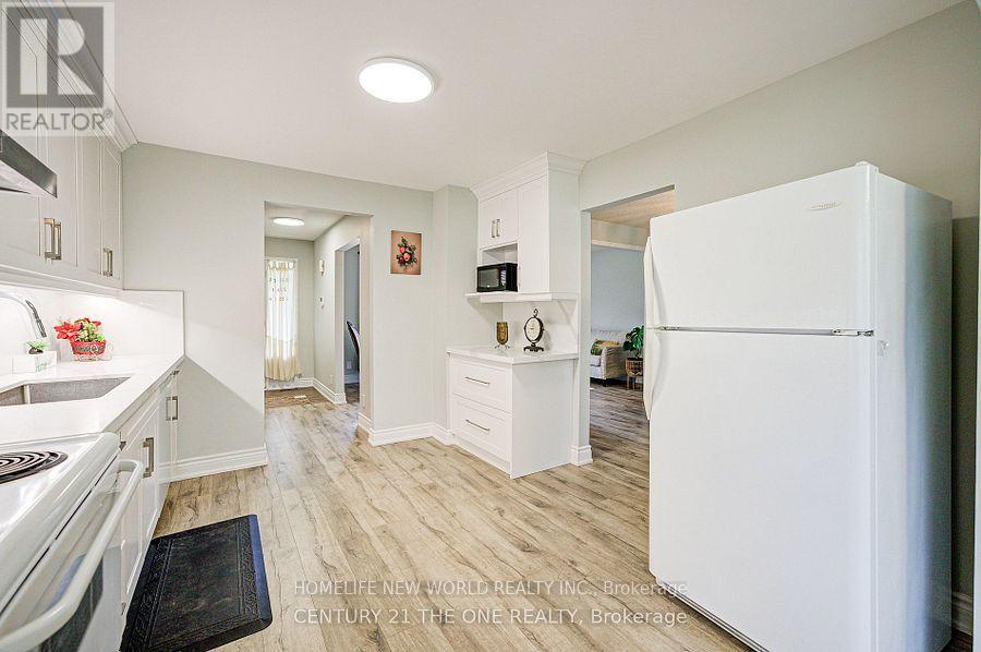 63 KILPATRICK DRIVE, East Gwillimbury (Holland Landing) — photo 6