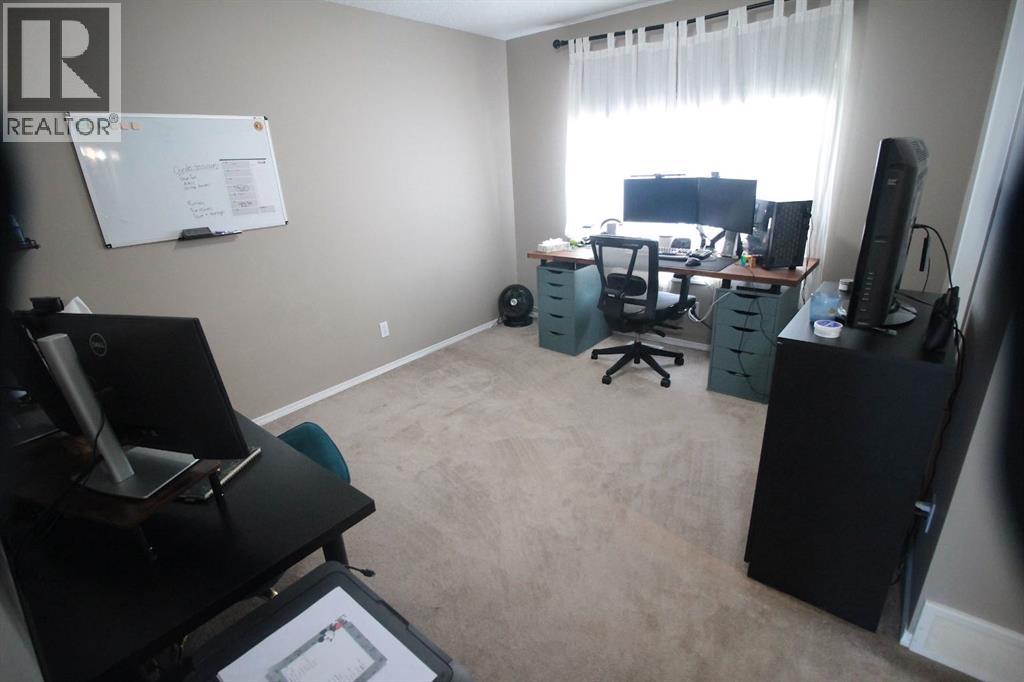 53 Tuscany Court NW - 12