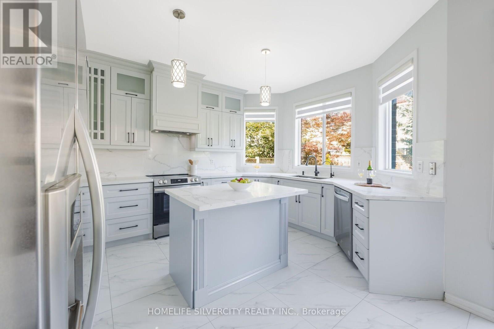 25 Van Hoof Crescent, Brampton, ON photo 21