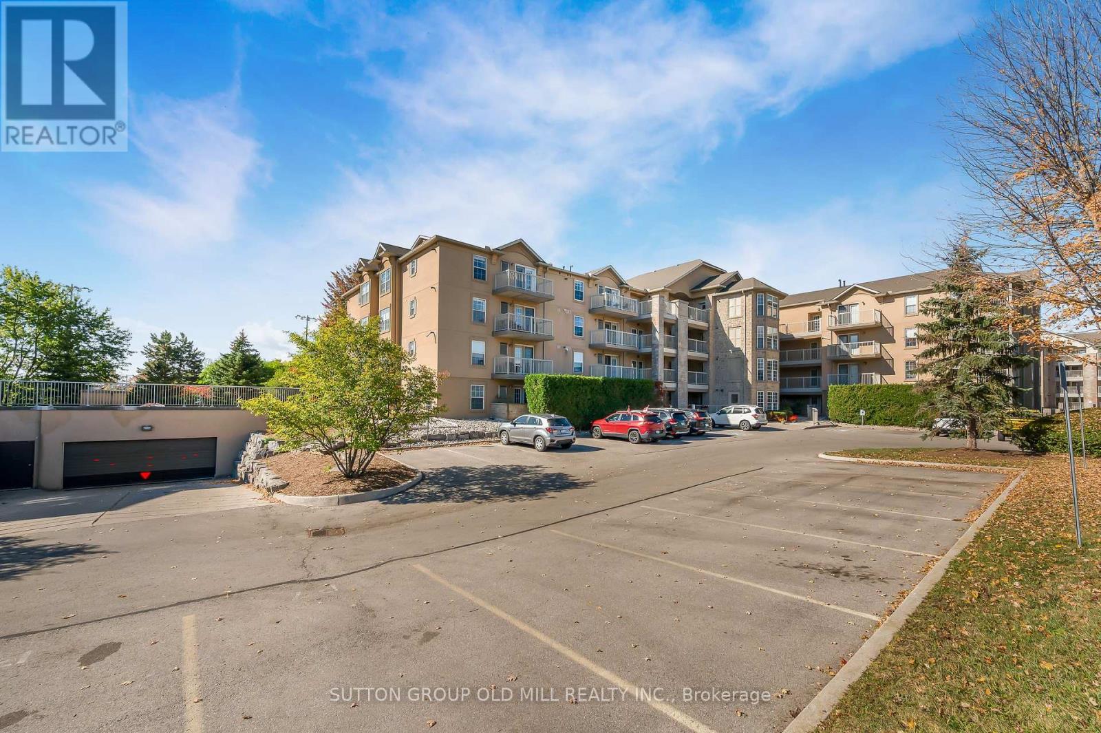 #208 1470 BISHOPS GATE - 28