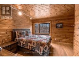 1092 South Clear Lake Road, Bracebridge, ON P1L1X1 Photo 34