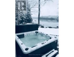 1092 South Clear Lake Road, Bracebridge, ON P1L1X1 Photo 37