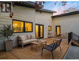 151 Waterloo Drive SW - photo 11