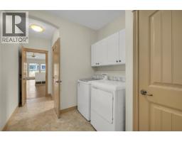 2pc Bathroom - 5438 Farron Street, Kelowna, BC V1W5A6 Photo 14