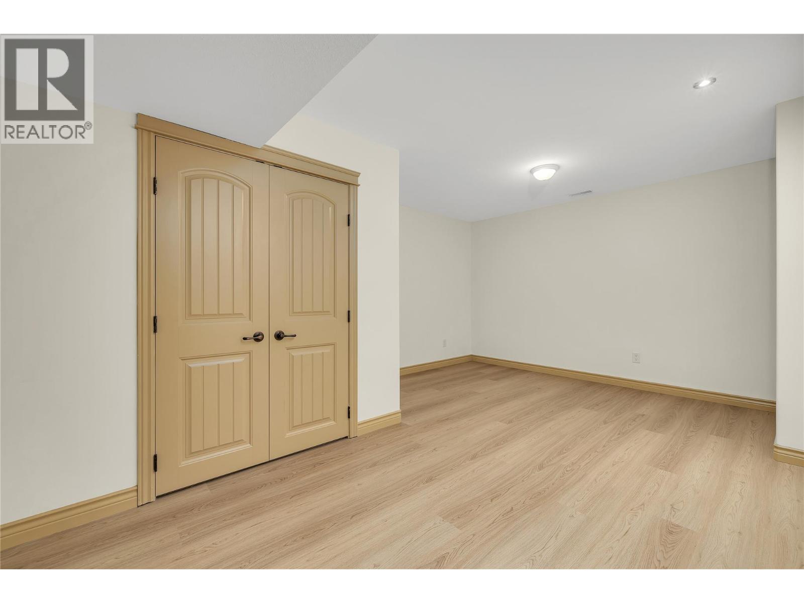 5438 Farron Street - 30