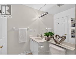 Ph2 - 16 Dallimore Circle, Toronto, ON M3C4C4 Photo 14