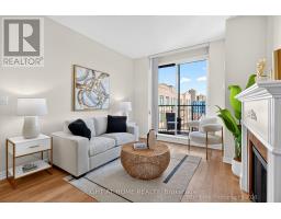 Ph2 - 16 Dallimore Circle, Toronto, ON M3C4C4 Photo 9