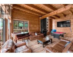 1092 South Clear Lake Road, Bracebridge, ON P1L1X1 Photo 14