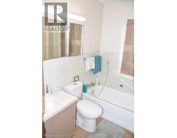 9526 86 Avenue, Peace River, AB T8S1G5 Photo 24