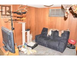 9526 86 Avenue, Peace River, AB T8S1G5 Photo 18