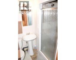 9526 86 Avenue, Peace River, AB T8S1G5 Photo 25