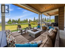 Living room - 769 & 771 Barnaby Road, Kelowna, BC V1W4N9 Photo 25