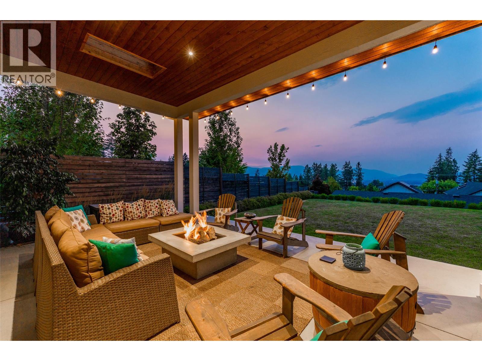 769 & 771 Barnaby Road, Kelowna - Image 1