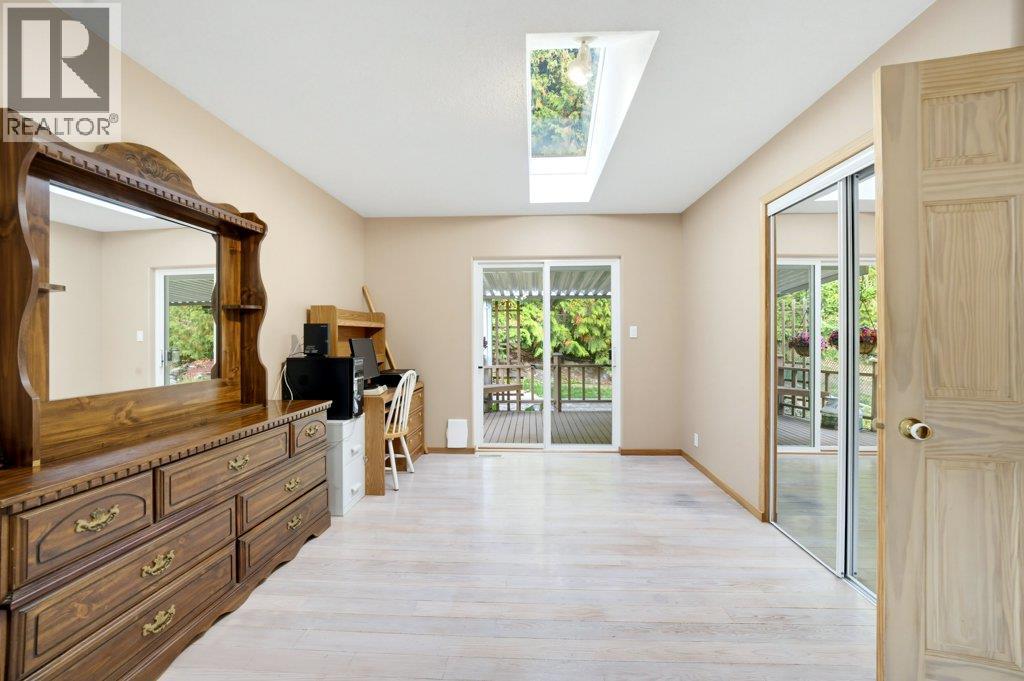 2457 Centennial Drive - Image 29