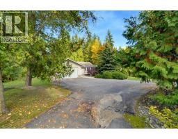 2457 Centennial Drive, Blind Bay, BC V0E1H2 Photo 48