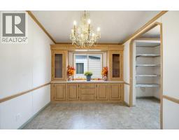Dining nook - 2930 Brown Road Sw Unit# 22, Salmon Arm, BC V1E3K3 Photo 10